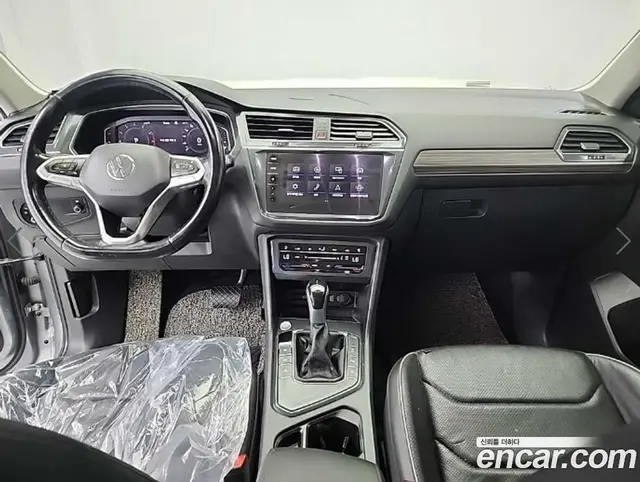 Volkswagen Tiguan 2022 2.0 автомат (гидро), миниатюра 7 Volkswagen Tiguan 2022 2.0 автомат (гидро), миниатюра 7