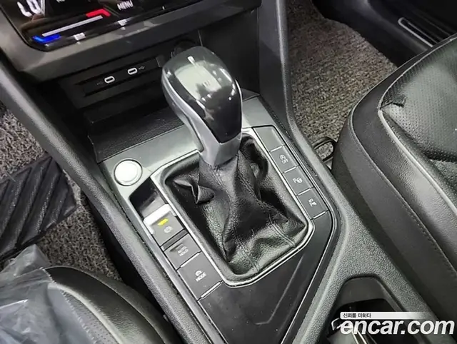 Volkswagen Tiguan 2022 2.0 автомат (гидро), миниатюра 8 Volkswagen Tiguan 2022 2.0 автомат (гидро), миниатюра 8