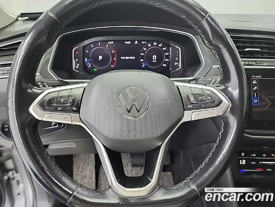 Volkswagen Tiguan 2022 2.0 автомат (гидро), фото 9 Volkswagen Tiguan 2022 2.0 автомат (гидро), фото 9