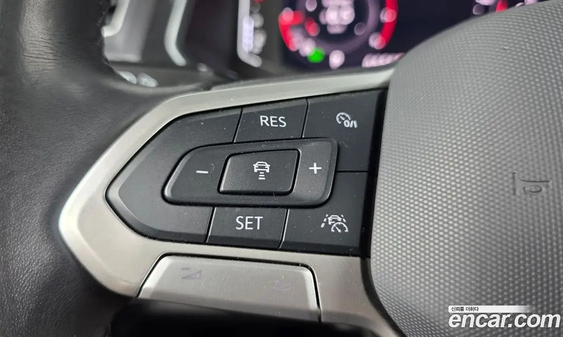Volkswagen Tiguan 2024 2.0 автомат (гидро), фото 27 Volkswagen Tiguan 2024 2.0 автомат (гидро), фото 27