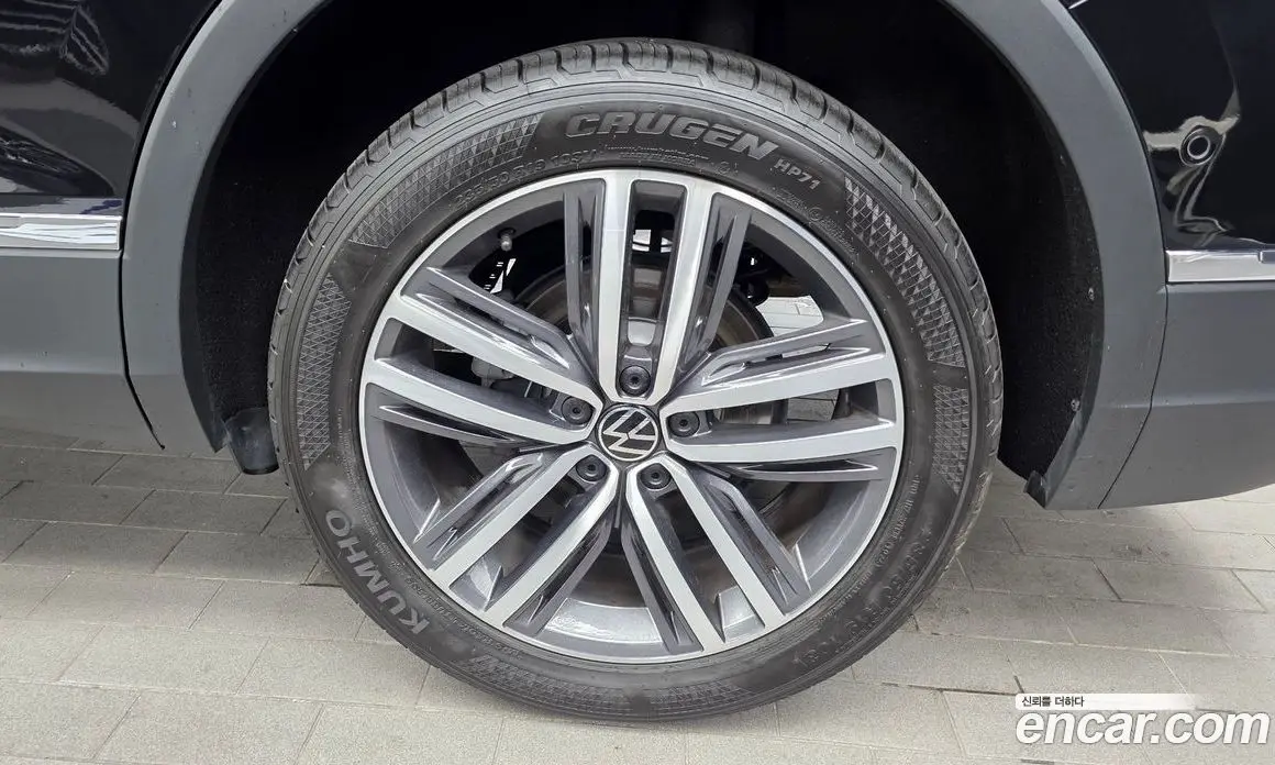 Volkswagen Tiguan 2024 2.0 автомат (гидро), фото 7 Volkswagen Tiguan 2024 2.0 автомат (гидро), фото 7