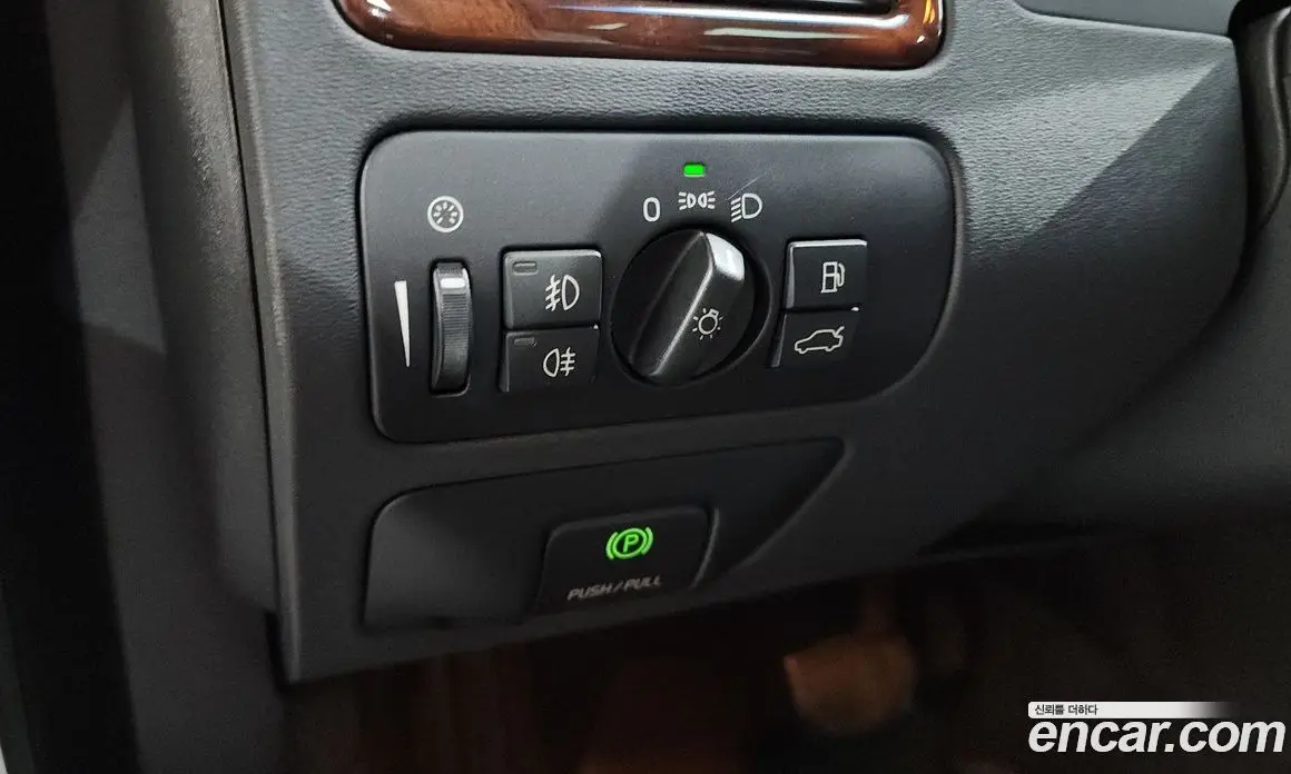 Volvo S80 2009 2.4 автомат (гидро), фото 20 Volvo S80 2009 2.4 автомат (гидро), фото 20