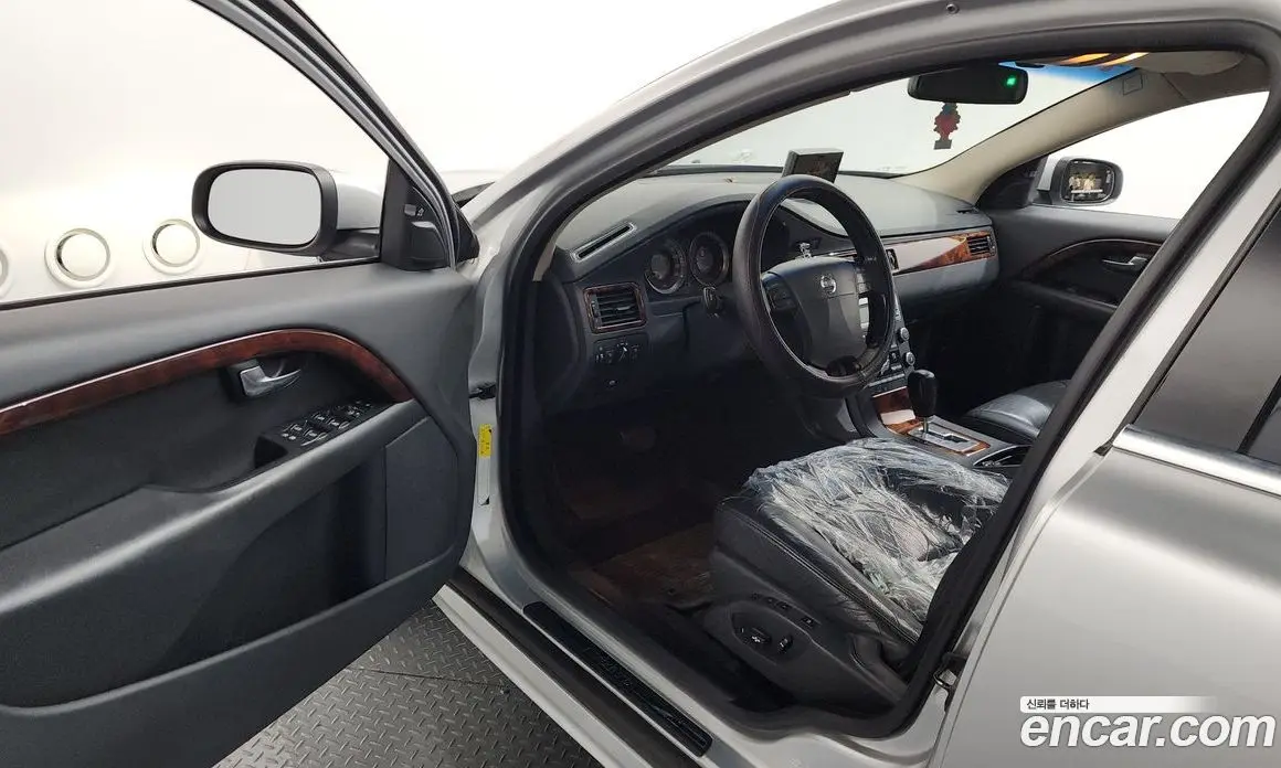 Volvo S80 2009 2.4 автомат (гидро), фото 10 Volvo S80 2009 2.4 автомат (гидро), фото 10