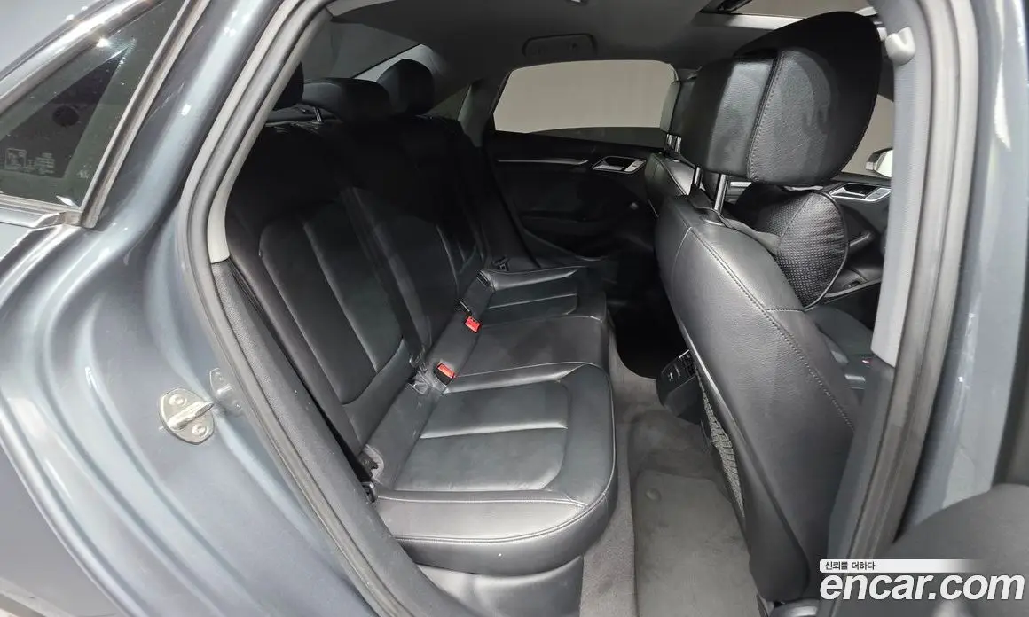 Audi A3 2018 2.0 автомат (гидро), фото 19 Audi A3 2018 2.0 автомат (гидро), фото 19