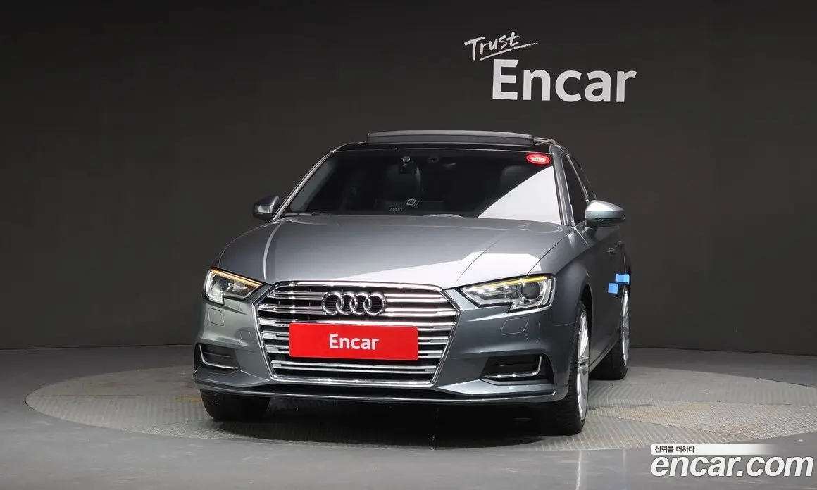 Audi A3 2018 2.0 автомат (гидро), фото 3 Audi A3 2018 2.0 автомат (гидро), фото 3
