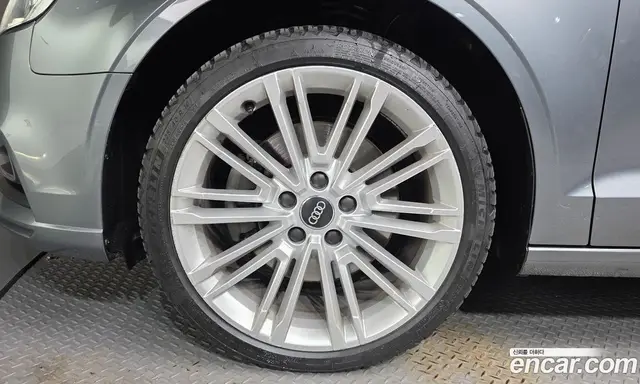 Audi A3 2018 2.0 автомат (гидро), миниатюра 5 Audi A3 2018 2.0 автомат (гидро), миниатюра 5