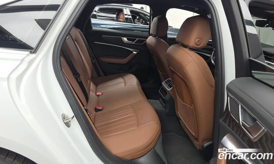 Audi A6 2021 2.0 автомат (гидро), фото 12 Audi A6 2021 2.0 автомат (гидро), фото 12