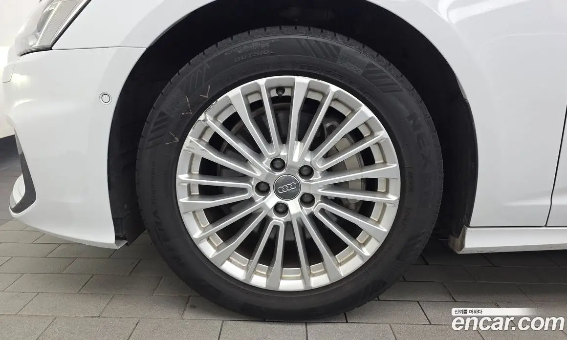 Audi A6 2021 2.0 автомат (гидро), фото 5 Audi A6 2021 2.0 автомат (гидро), фото 5