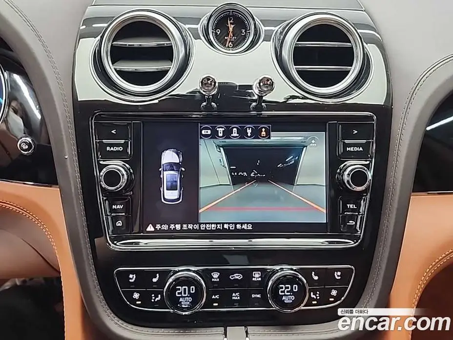 Bentley Bentayga 2017 6.0 автомат (гидро), фото 10