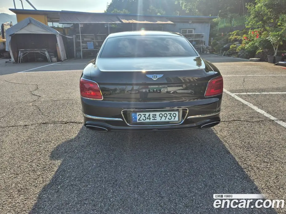 Bentley Flying Spur 2020 6.0 автомат (гидро), фото 4 Bentley Flying Spur 2020 6.0 автомат (гидро), фото 4