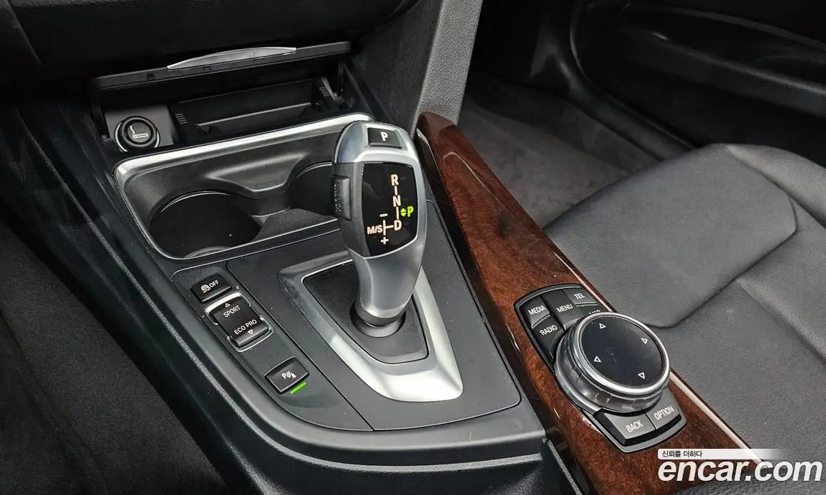 BMW 3 серия 2014 2.0 автомат (гидро), фото 9