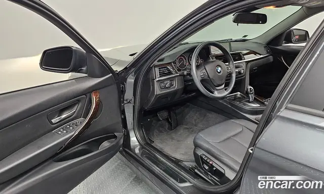 BMW 3 серия 2014 2.0 автомат (гидро), миниатюра 10
