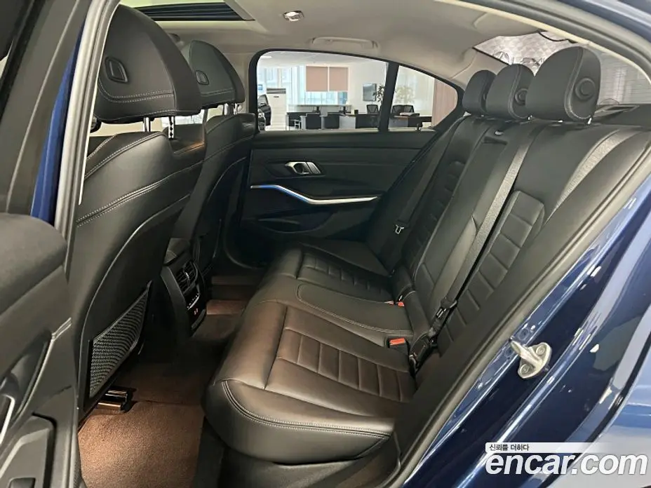 BMW 3 серия 2022 2.0 автомат (гидро), фото 12 BMW 3 серия 2022 2.0 автомат (гидро), фото 12