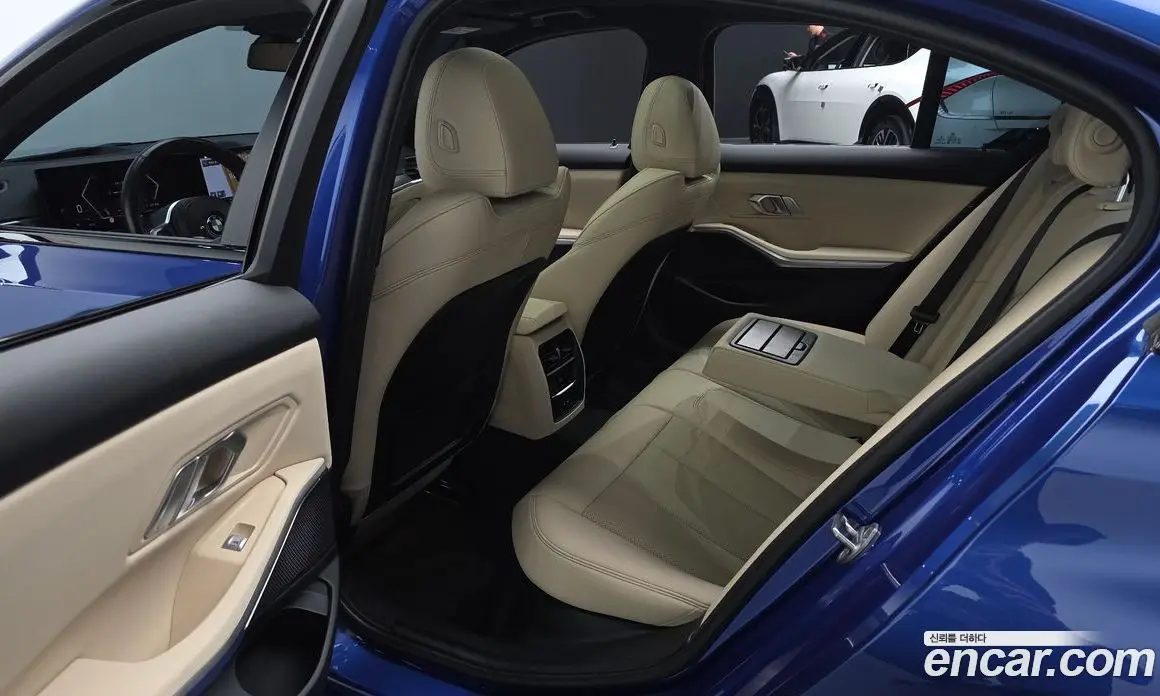 BMW 3 серия 2023 2.0 автомат (гидро), фото 18