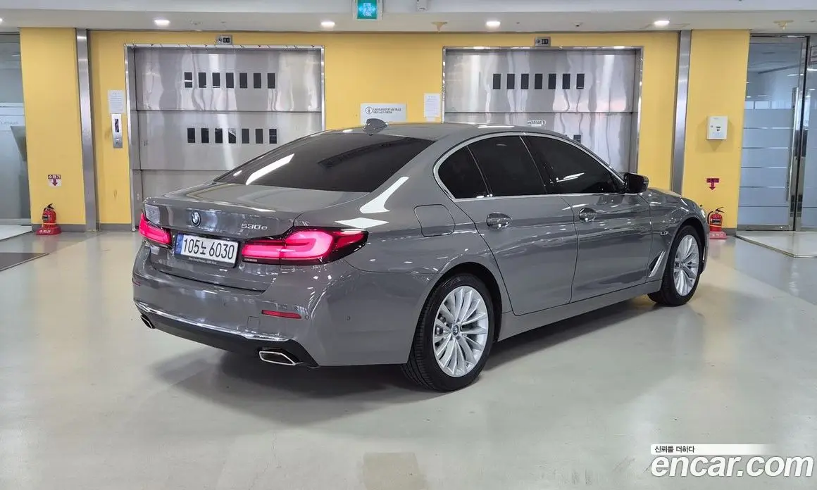 BMW 5 серия 2022 2.0 автомат (гидро), фото 2 BMW 5 серия 2022 2.0 автомат (гидро), фото 2