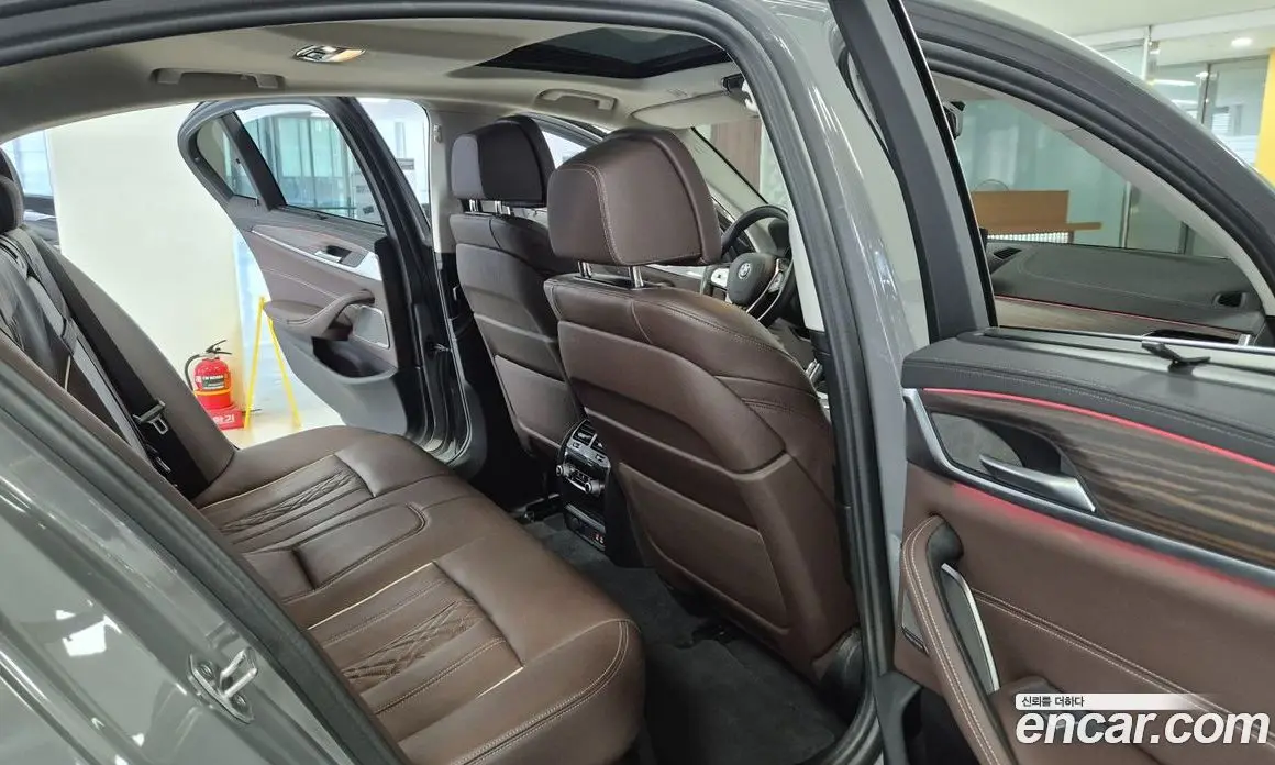 BMW 5 серия 2022 2.0 автомат (гидро), фото 12 BMW 5 серия 2022 2.0 автомат (гидро), фото 12
