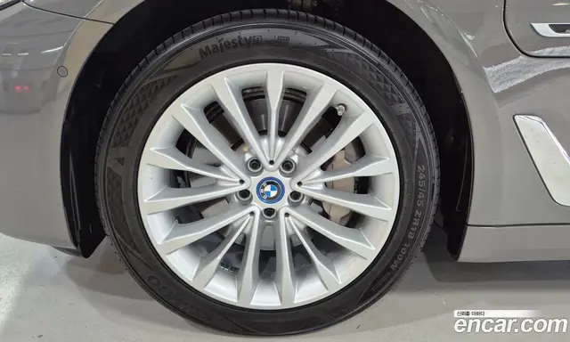 BMW 5 серия 2022 2.0 автомат (гидро), миниатюра 5 BMW 5 серия 2022 2.0 автомат (гидро), миниатюра 5