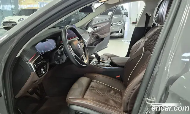 BMW 5 серия 2022 2.0 автомат (гидро), миниатюра 10 BMW 5 серия 2022 2.0 автомат (гидро), миниатюра 10
