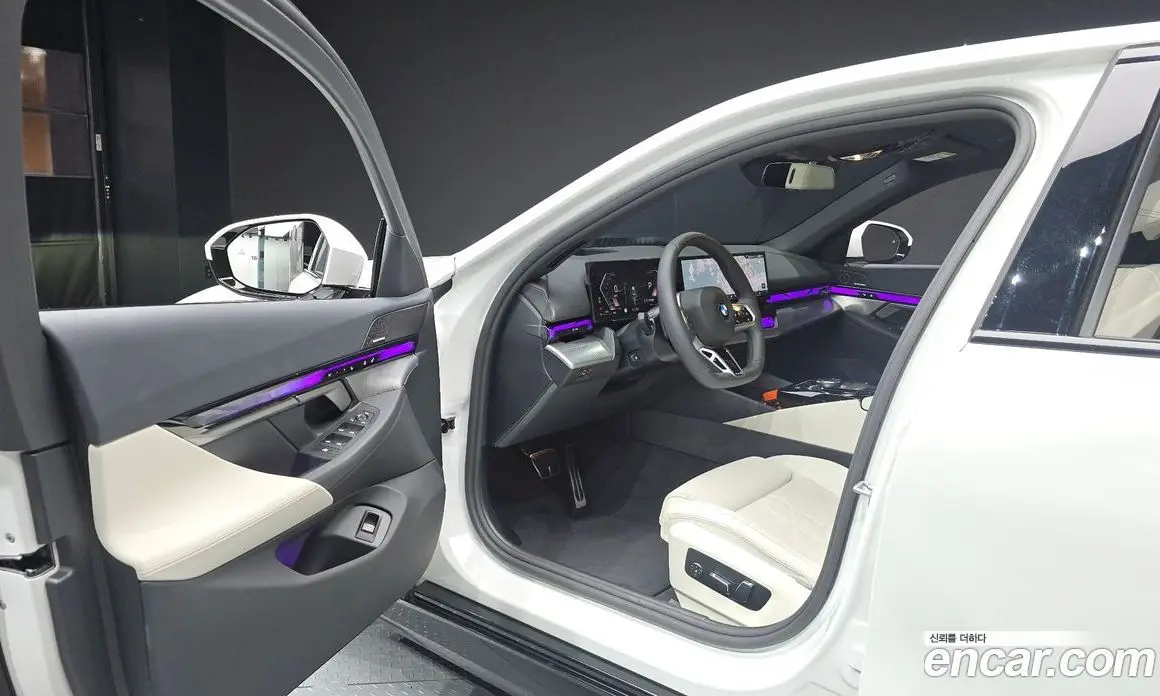 BMW 5 серия 2025 2.0 автомат (гидро), фото 13 BMW 5 серия 2025 2.0 автомат (гидро), фото 13