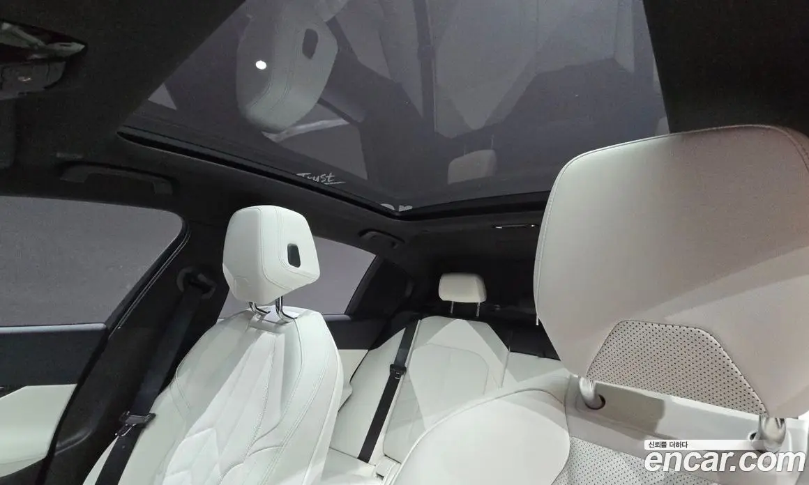 BMW 5 серия 2025 2.0 автомат (гидро), фото 25 BMW 5 серия 2025 2.0 автомат (гидро), фото 25