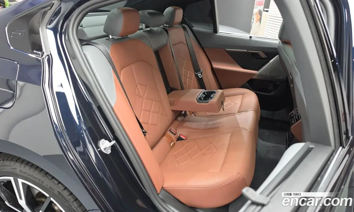 BMW 5 серия 2025 2.0 автомат (гидро), фото 11 BMW 5 серия 2025 2.0 автомат (гидро), фото 11