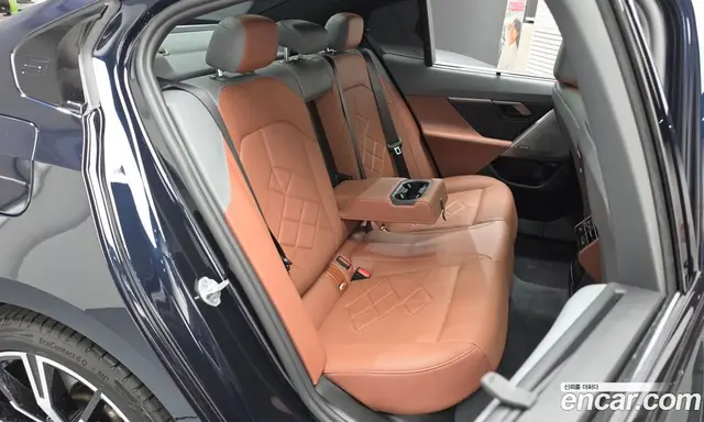BMW 5 серия 2025 2.0 автомат (гидро), миниатюра 11 BMW 5 серия 2025 2.0 автомат (гидро), миниатюра 11