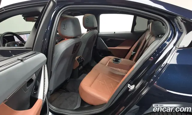 BMW 5 серия 2025 2.0 автомат (гидро), миниатюра 12