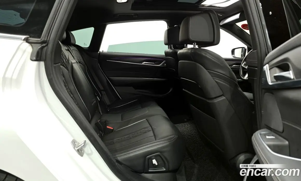 BMW 6 серия 2022 2.0 автомат (гидро), фото 12