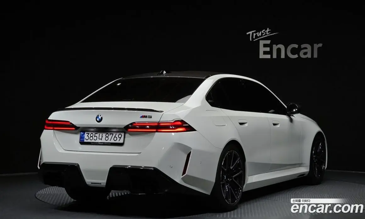 BMW M5 2025 4.4 автомат (гидро), фото 2 BMW M5 2025 4.4 автомат (гидро), фото 2