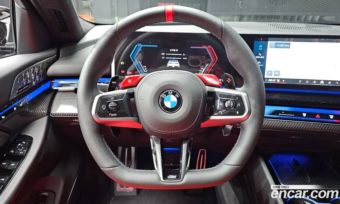 BMW M5 2025 4.4 автомат (гидро), фото 12 BMW M5 2025 4.4 автомат (гидро), фото 12