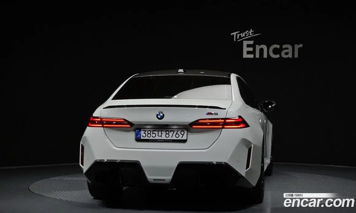 BMW M5 2025 4.4 автомат (гидро), фото 4 BMW M5 2025 4.4 автомат (гидро), фото 4