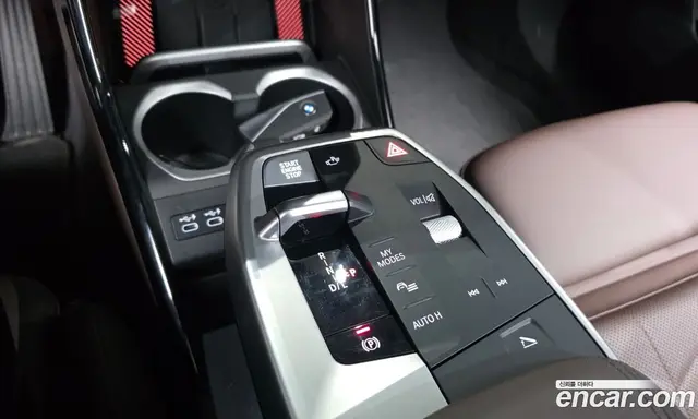 BMW X1 2024 2.0 автомат (гидро), миниатюра 9 BMW X1 2024 2.0 автомат (гидро), миниатюра 9