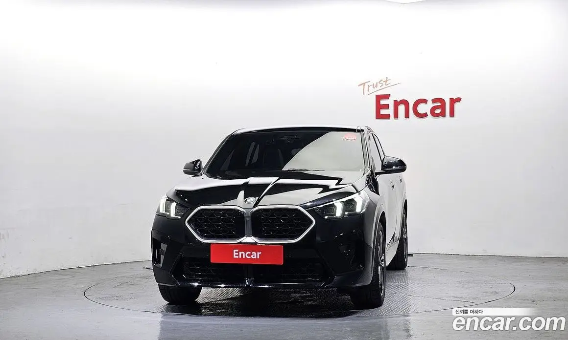 BMW X2 2025 2.0 автомат (гидро), фото 3 BMW X2 2025 2.0 автомат (гидро), фото 3