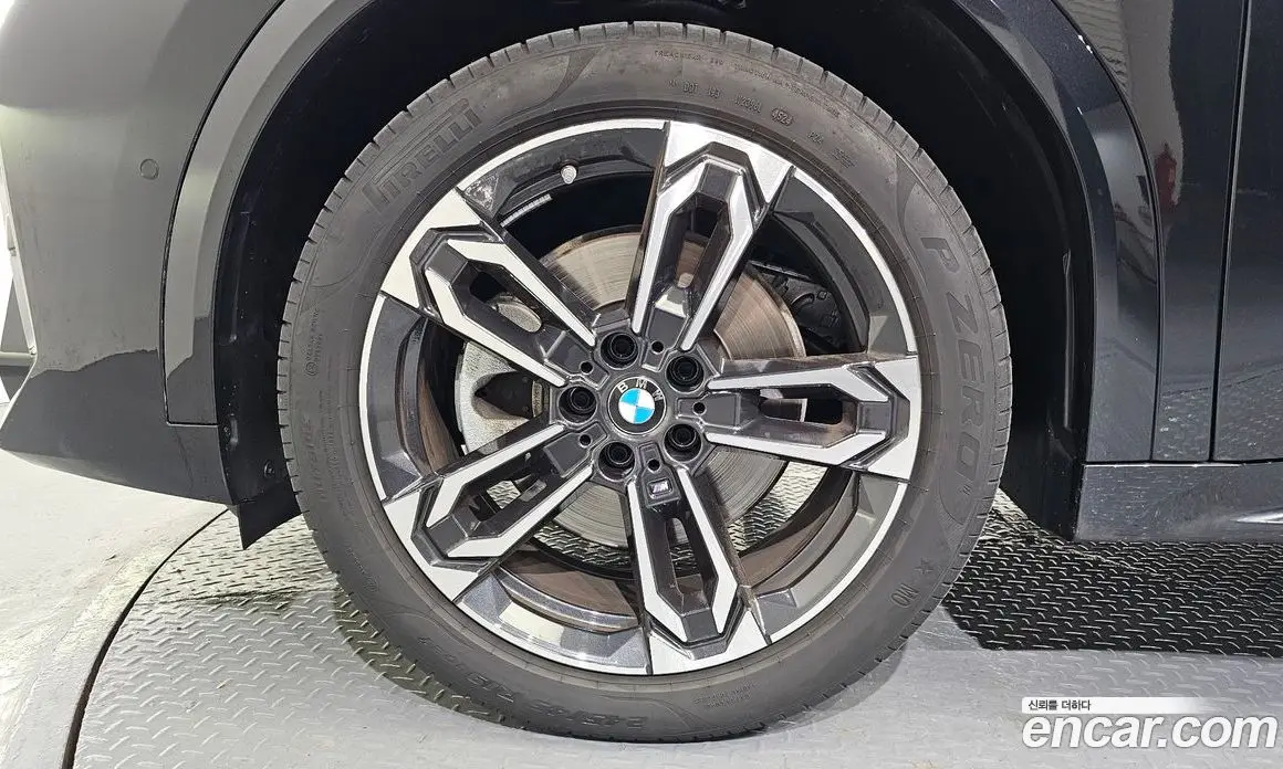 BMW X2 2025 2.0 автомат (гидро), фото 5 BMW X2 2025 2.0 автомат (гидро), фото 5