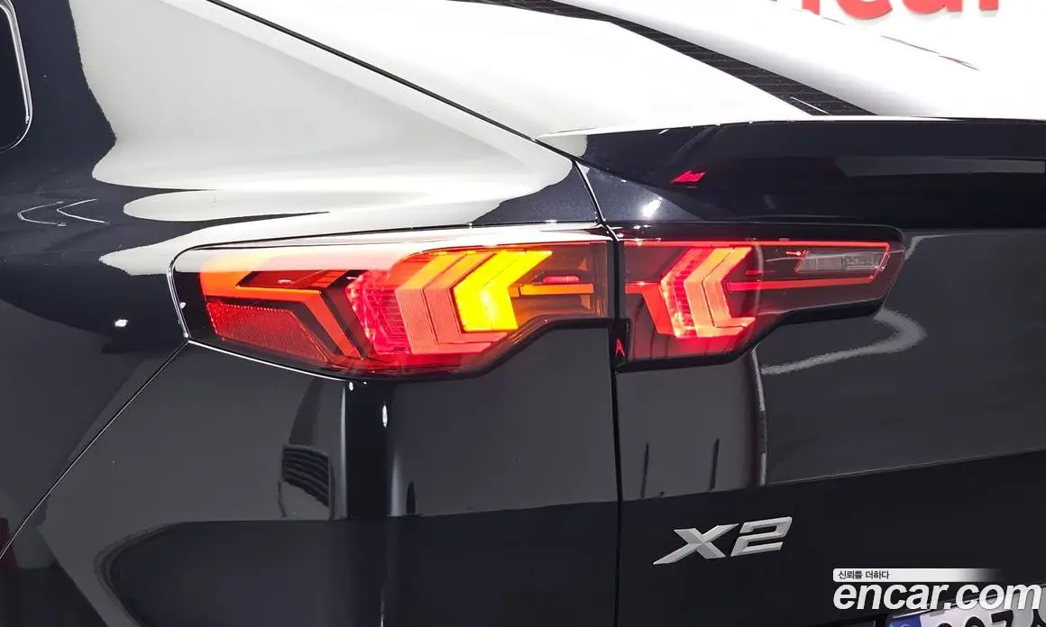 BMW X2 2025 2.0 автомат (гидро), фото 9 BMW X2 2025 2.0 автомат (гидро), фото 9