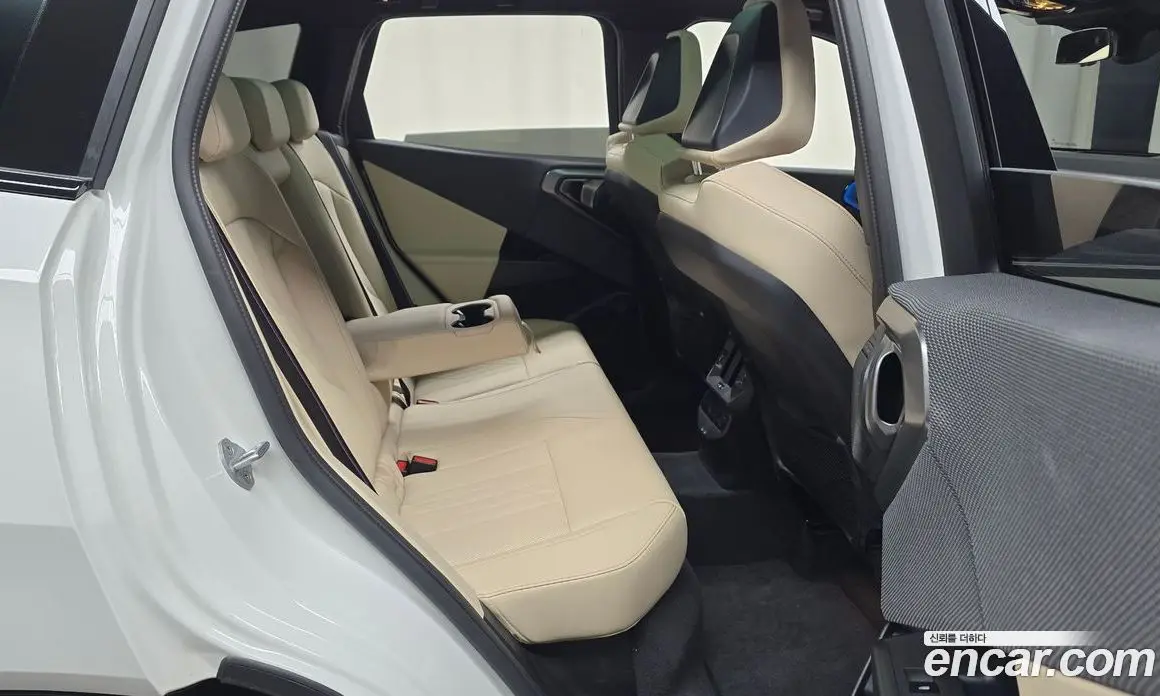 BMW X3 2025 2.0 автомат (гидро), фото 16 BMW X3 2025 2.0 автомат (гидро), фото 16