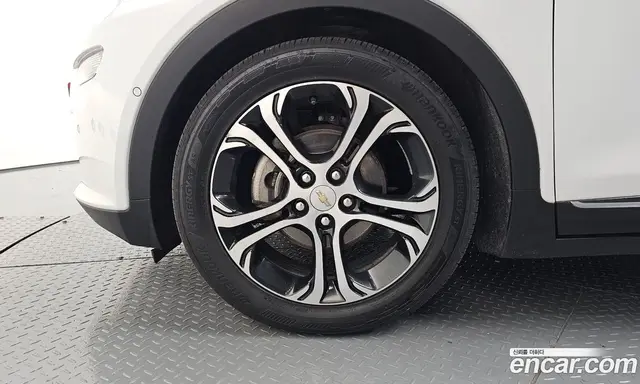 Chevrolet Bolt EV 2019 0.2 автомат (гидро), миниатюра 5 Chevrolet Bolt EV 2019 0.2 автомат (гидро), миниатюра 5