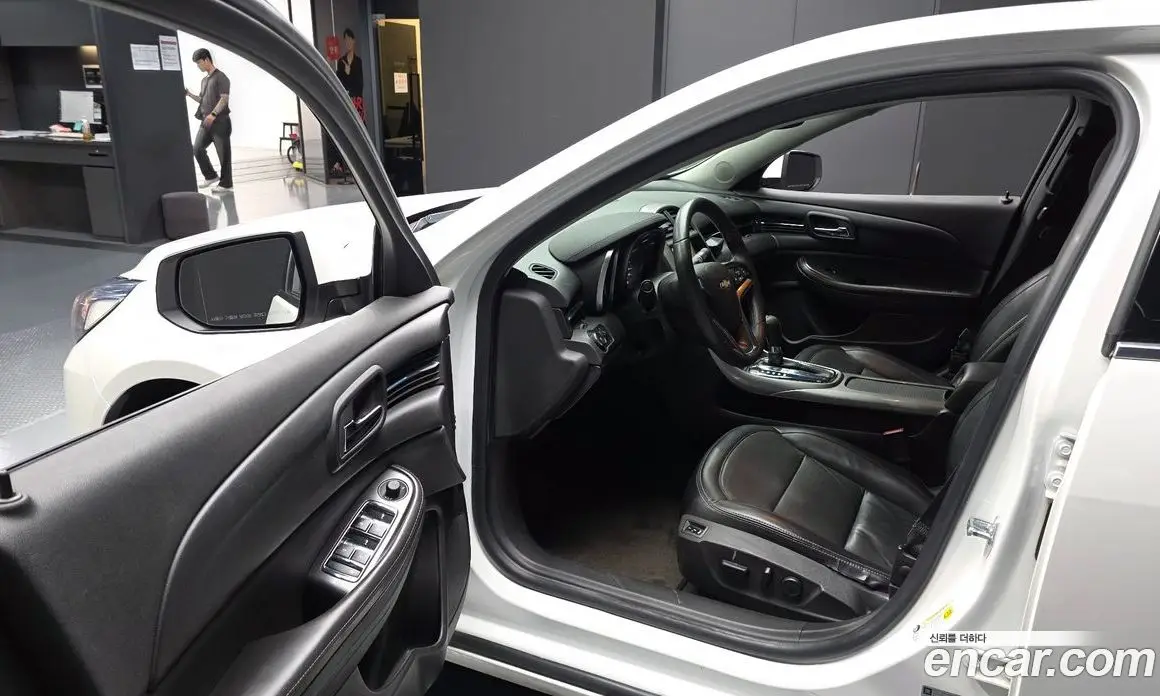 Chevrolet Malibu 2015 2.0 автомат (гидро), фото 13 Chevrolet Malibu 2015 2.0 автомат (гидро), фото 13