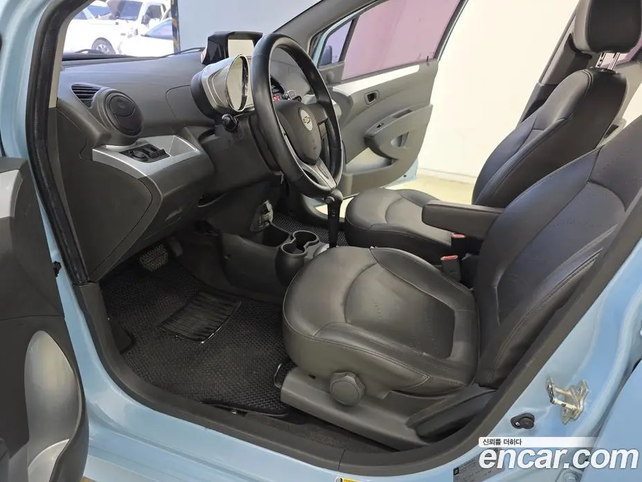 Chevrolet Spark 2013 1.0 автомат (гидро), фото 8 Chevrolet Spark 2013 1.0 автомат (гидро), фото 8