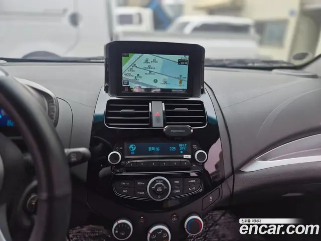 Chevrolet Spark 2015 1.0 автомат (гидро), миниатюра 9 Chevrolet Spark 2015 1.0 автомат (гидро), миниатюра 9