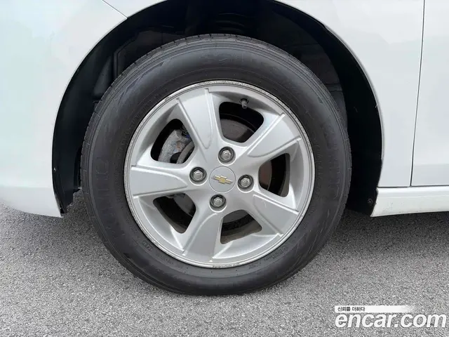 Chevrolet Spark 2016 1.0 автомат (гидро), миниатюра 5 Chevrolet Spark 2016 1.0 автомат (гидро), миниатюра 5