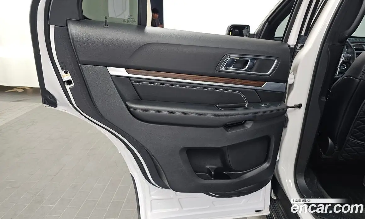 Ford Explorer 2018 2.3 автомат (гидро), фото 15 Ford Explorer 2018 2.3 автомат (гидро), фото 15
