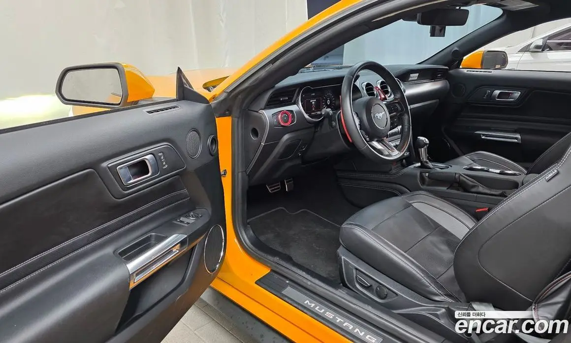 Ford Mustang 2022 2.3 автомат (гидро), фото 13 Ford Mustang 2022 2.3 автомат (гидро), фото 13