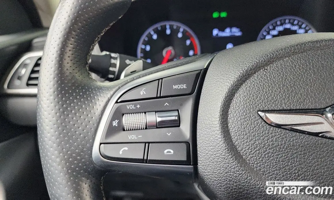 Genesis G70 2018 2.0 автомат (гидро), фото 22 Genesis G70 2018 2.0 автомат (гидро), фото 22