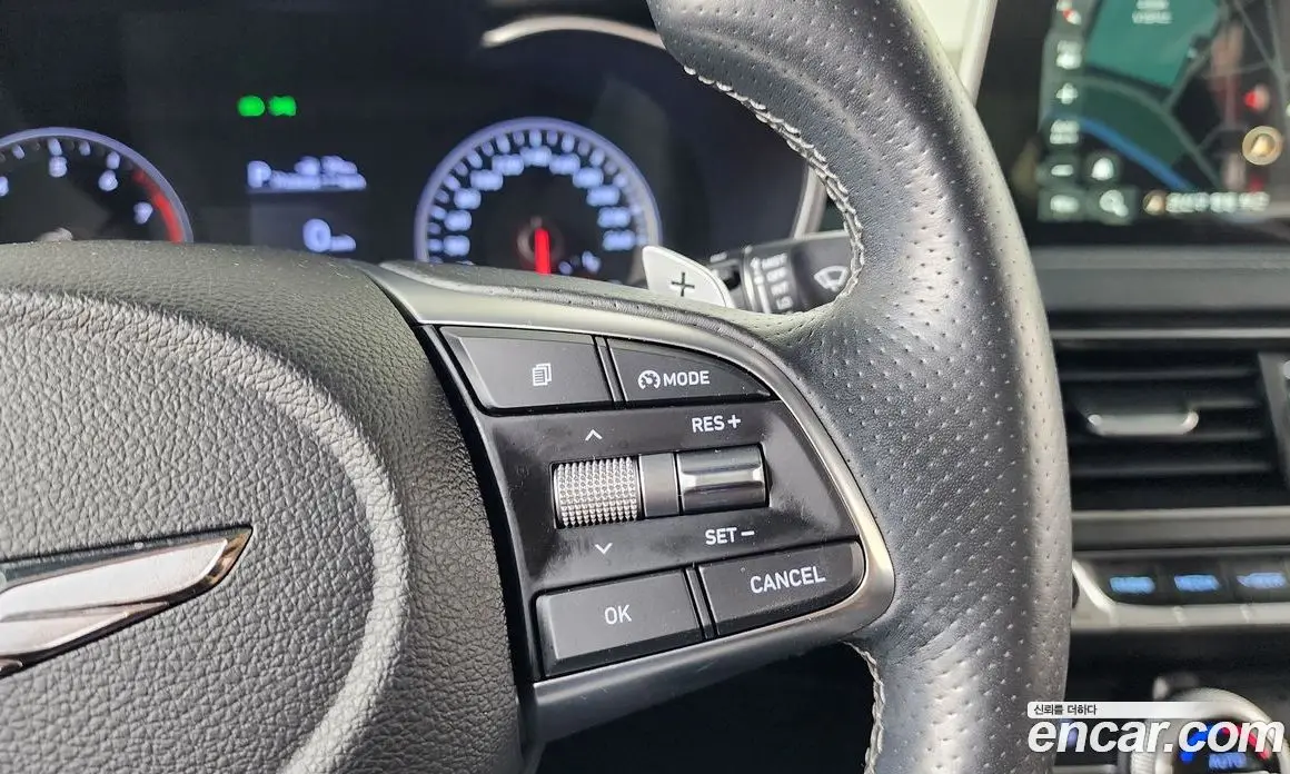 Genesis G70 2018 2.0 автомат (гидро), фото 23 Genesis G70 2018 2.0 автомат (гидро), фото 23