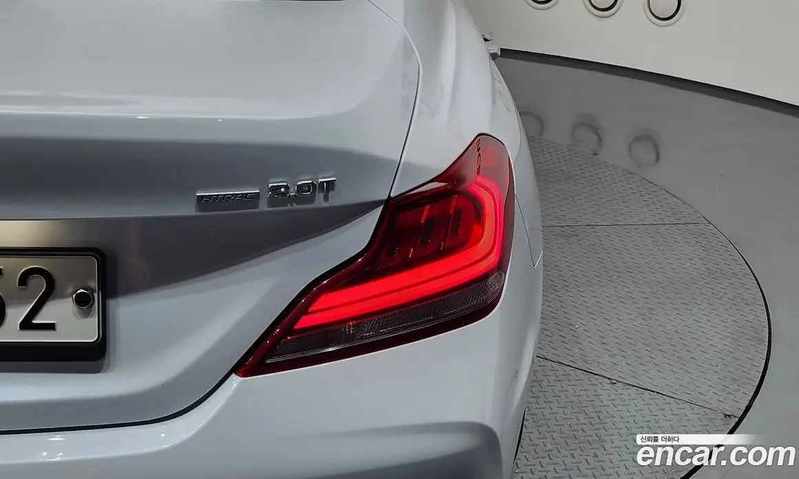 Genesis G70 2018 2.0 автомат (гидро), фото 9 Genesis G70 2018 2.0 автомат (гидро), фото 9