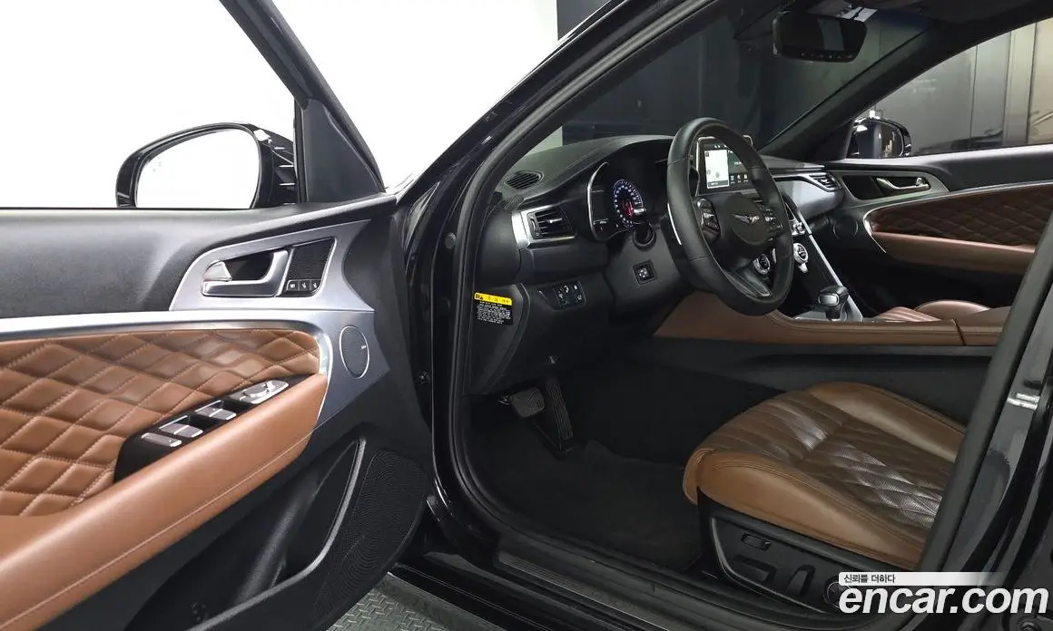 Genesis G70 2019 2.0 автомат (гидро), фото 13 Genesis G70 2019 2.0 автомат (гидро), фото 13