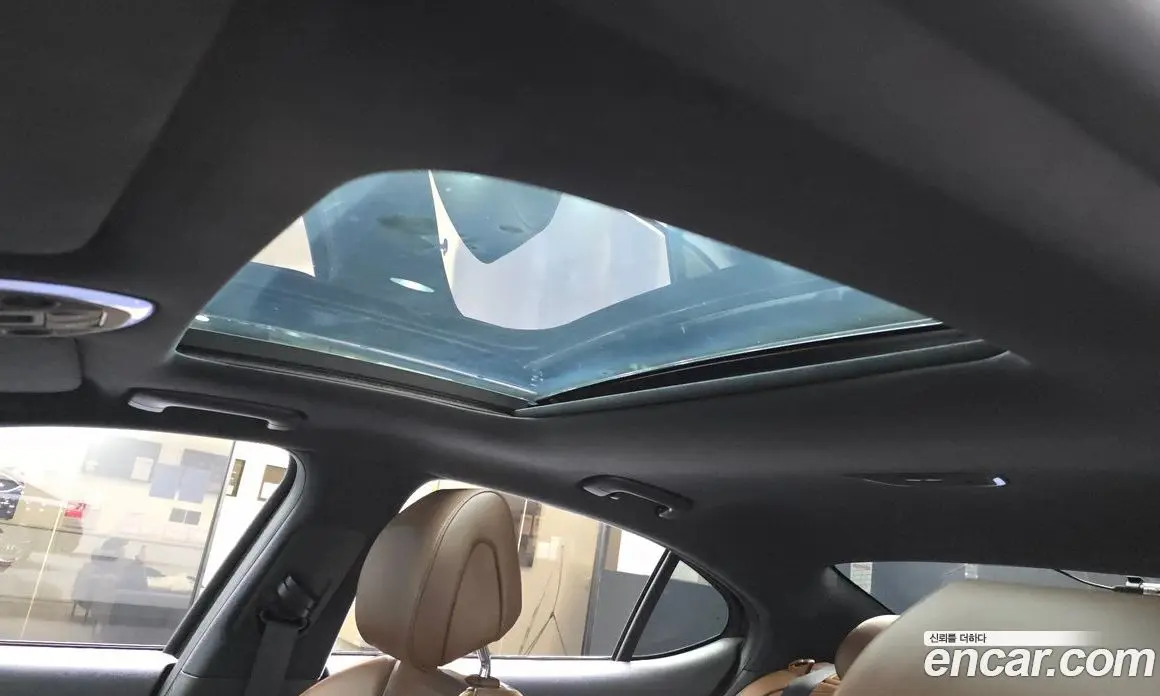 Genesis G70 2019 2.0 автомат (гидро), фото 25 Genesis G70 2019 2.0 автомат (гидро), фото 25