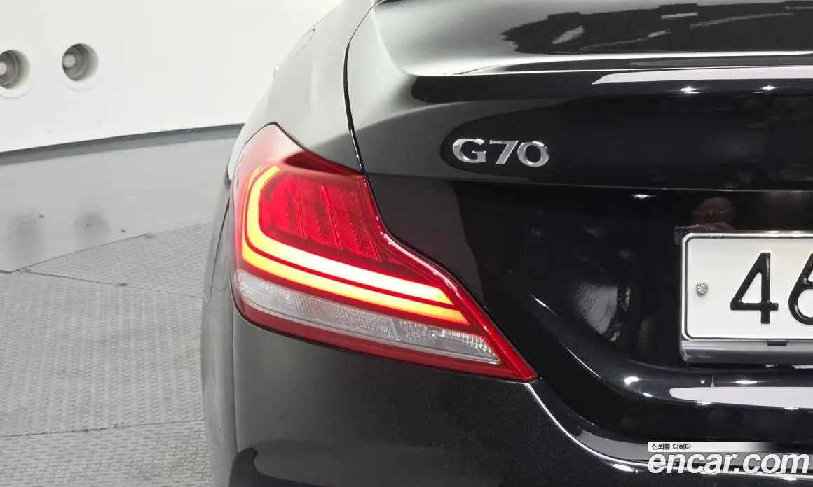 Genesis G70 2019 2.0 автомат (гидро), фото 9 Genesis G70 2019 2.0 автомат (гидро), фото 9