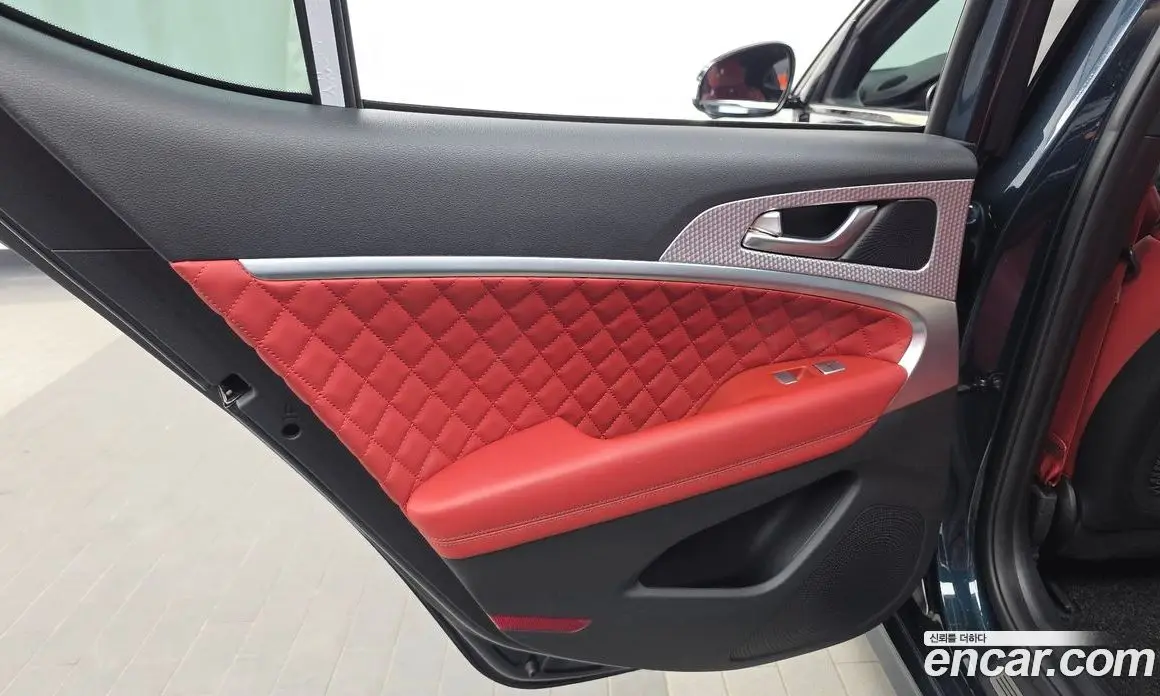 Genesis G70 2021 3.3 автомат (гидро), фото 15